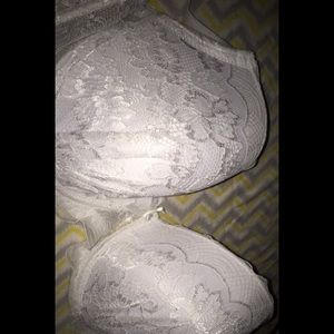 White lacey padded bra